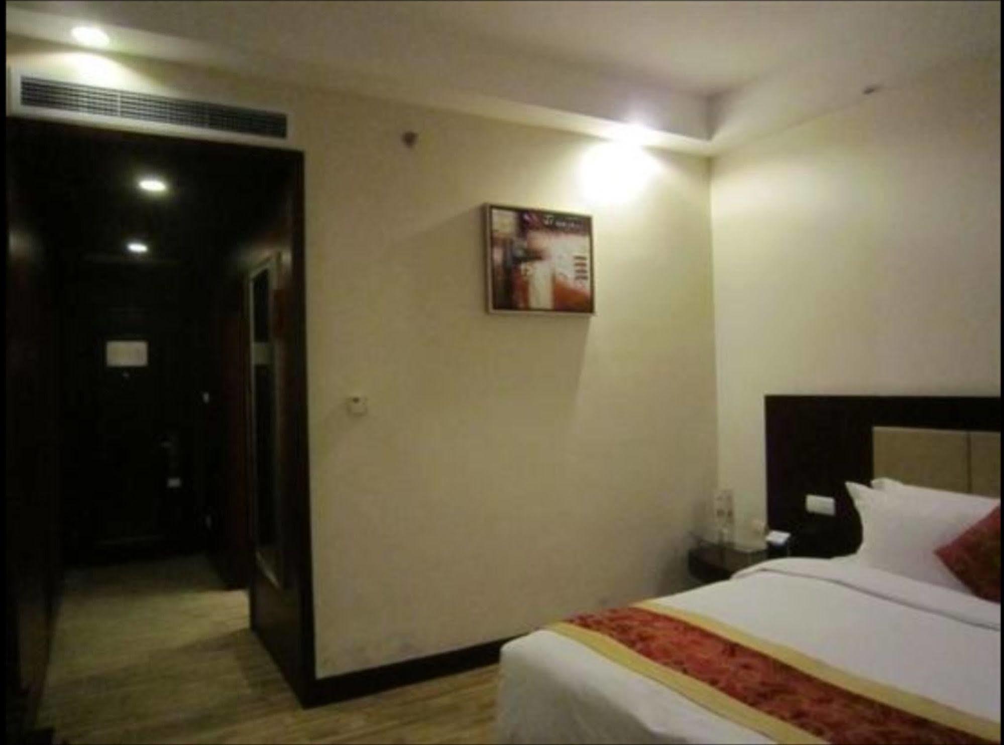 Grand Metropark Hotel Shandong Jinan Exterior foto